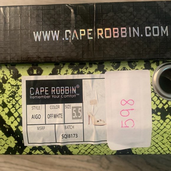 NWT CAPE ROBBIN AIGO GOLD STUDDED LACE UP HEELS OFF-WHITE 5.5 - Picture 8 of 8